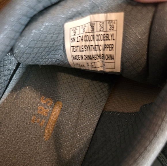 Skechers Air Cooled Memory Foam blue/yellow Womens Size 9 - Picture 6 of 6